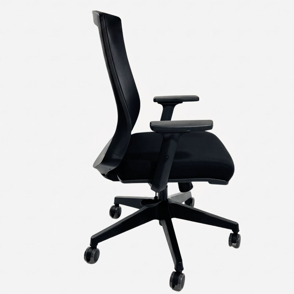 Dynamic Siyah Fileli Ergonomik Ofis Çalışma Koltuğu – 2D Kolçaklı